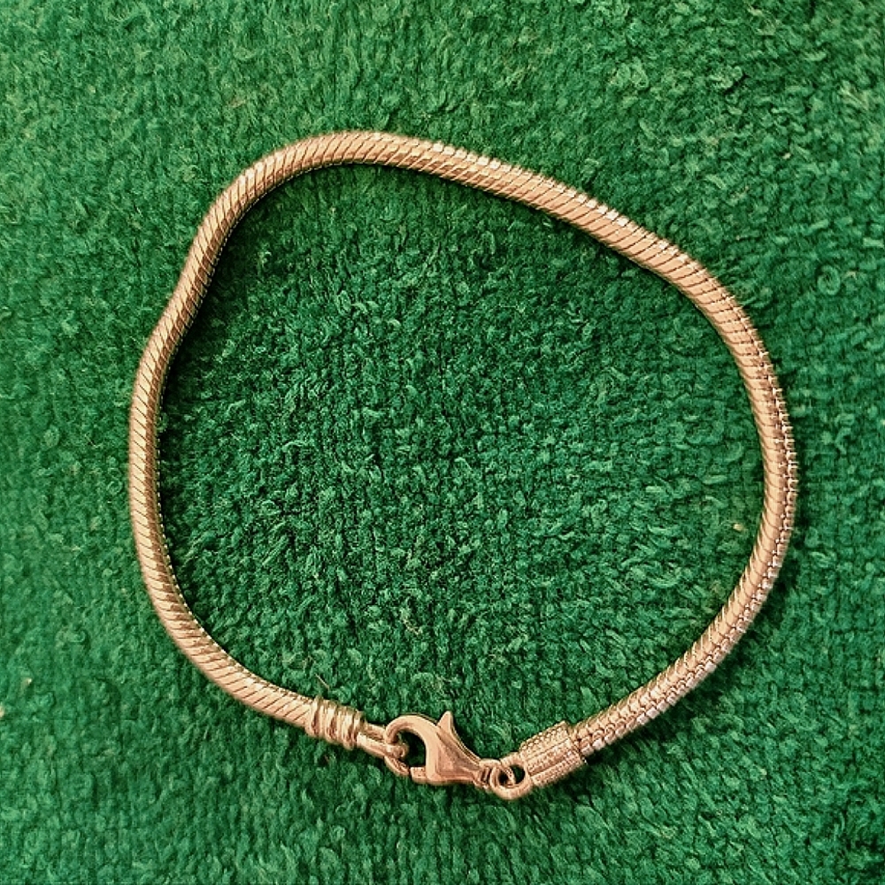 Authentic Chamilia Lobster Claw Charm Bracelet size 7.5
